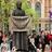 Статуа на суфражетката Милисент Фосет свечено откриена пред Парламентот во Лондон